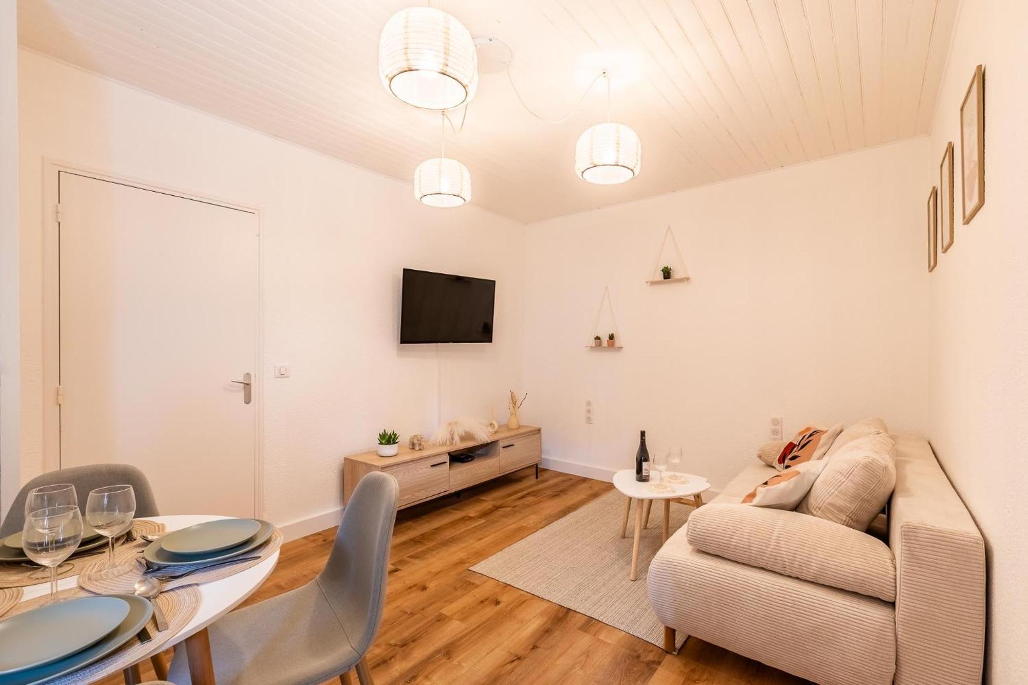 Apartamento T2 Climatise Proche De Montpellier Avec Parking Public ! Saint-Georges-dʼOrques Exterior foto